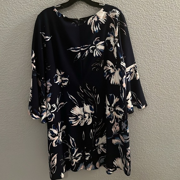 Eliza J Bell Sleeve Blue Floral Dress Size 20W - Picture 7 of 9
